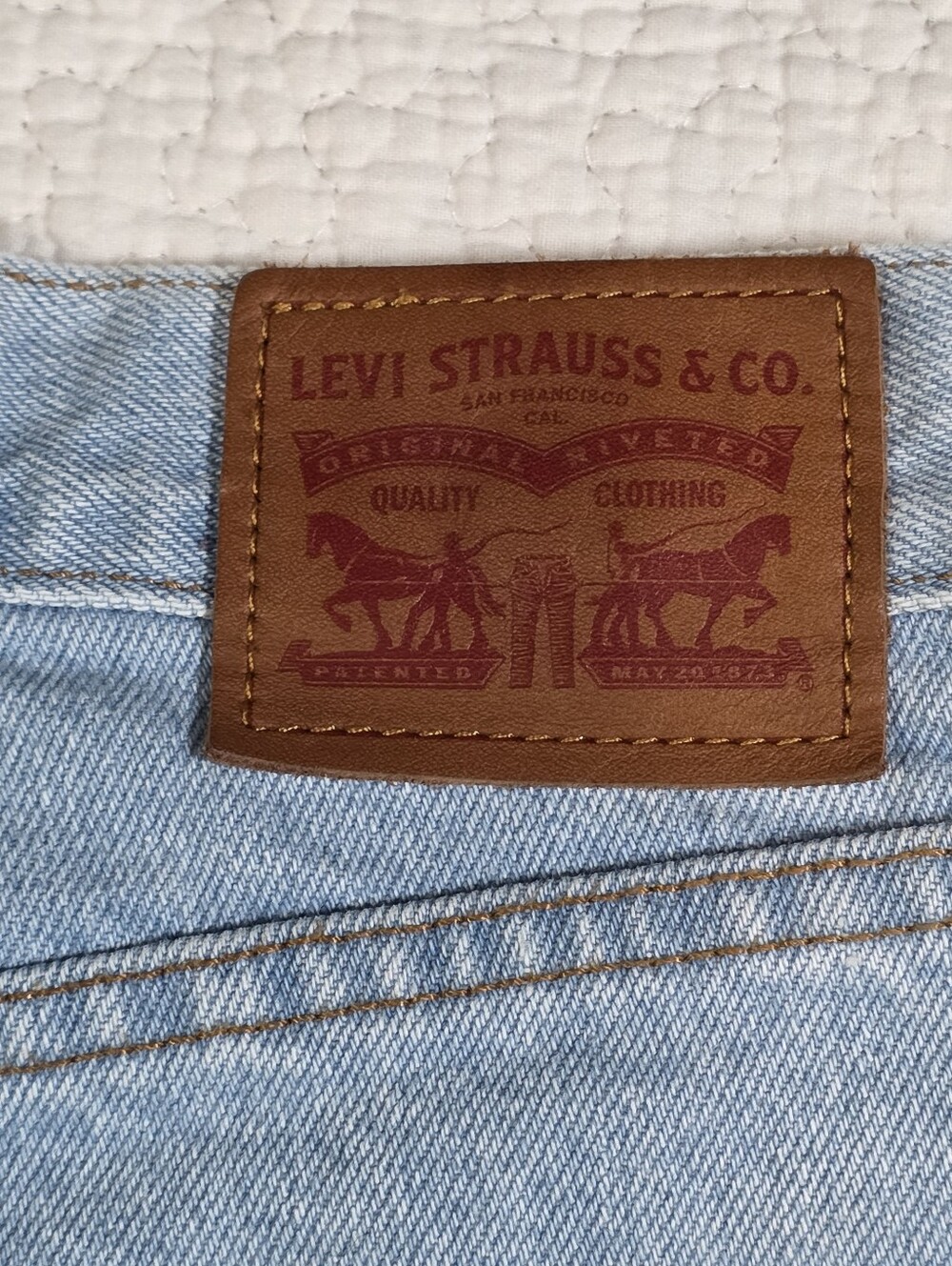 Levi's Wedgie Straight Distressed Jeans - Picture 8 of 13